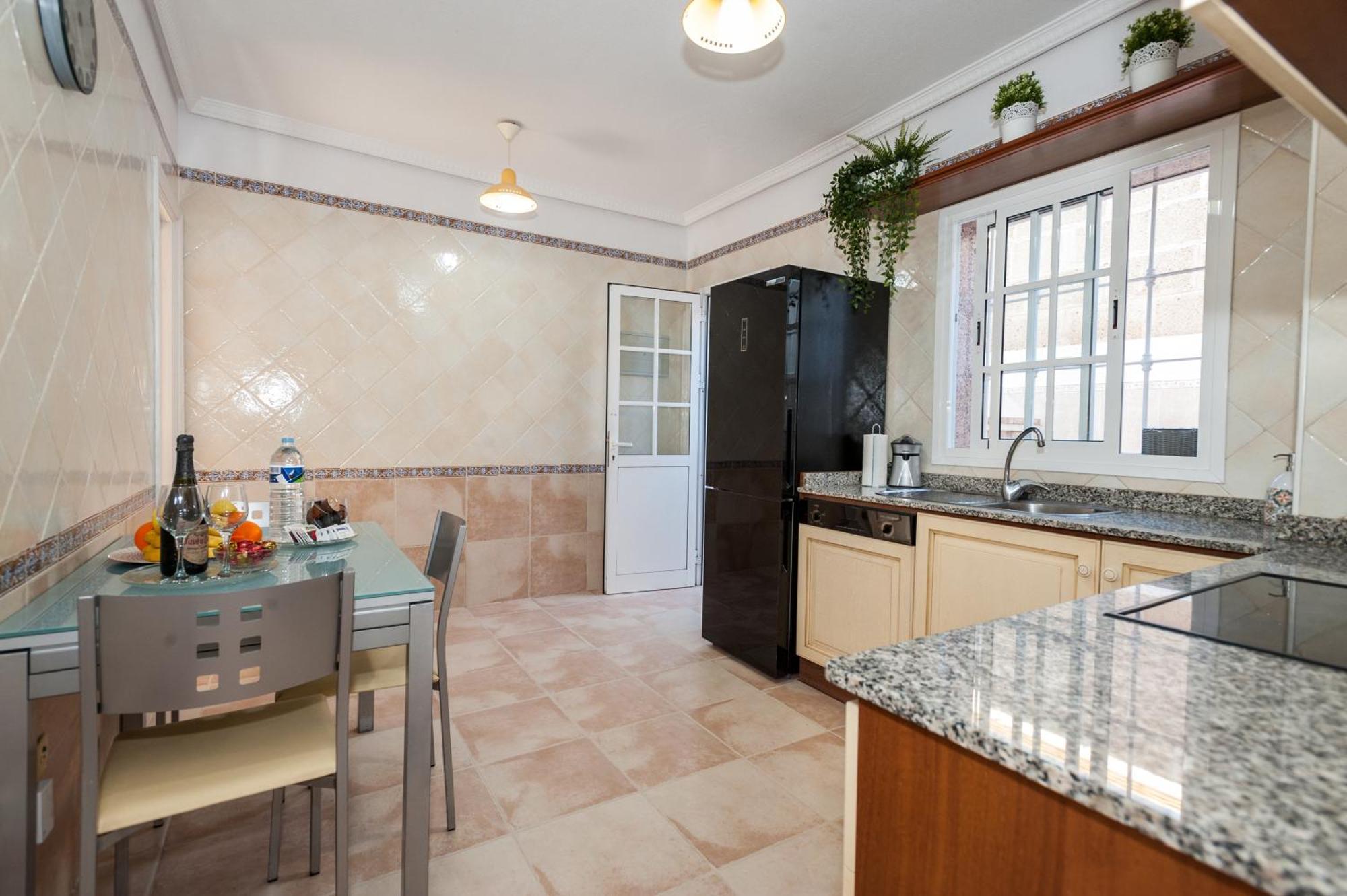 Villa Vanesa Luxury Private Villa With A Heated Pool, 4 Bedrooms And 4 Bathrooms Costa Adeje  Exteriér fotografie