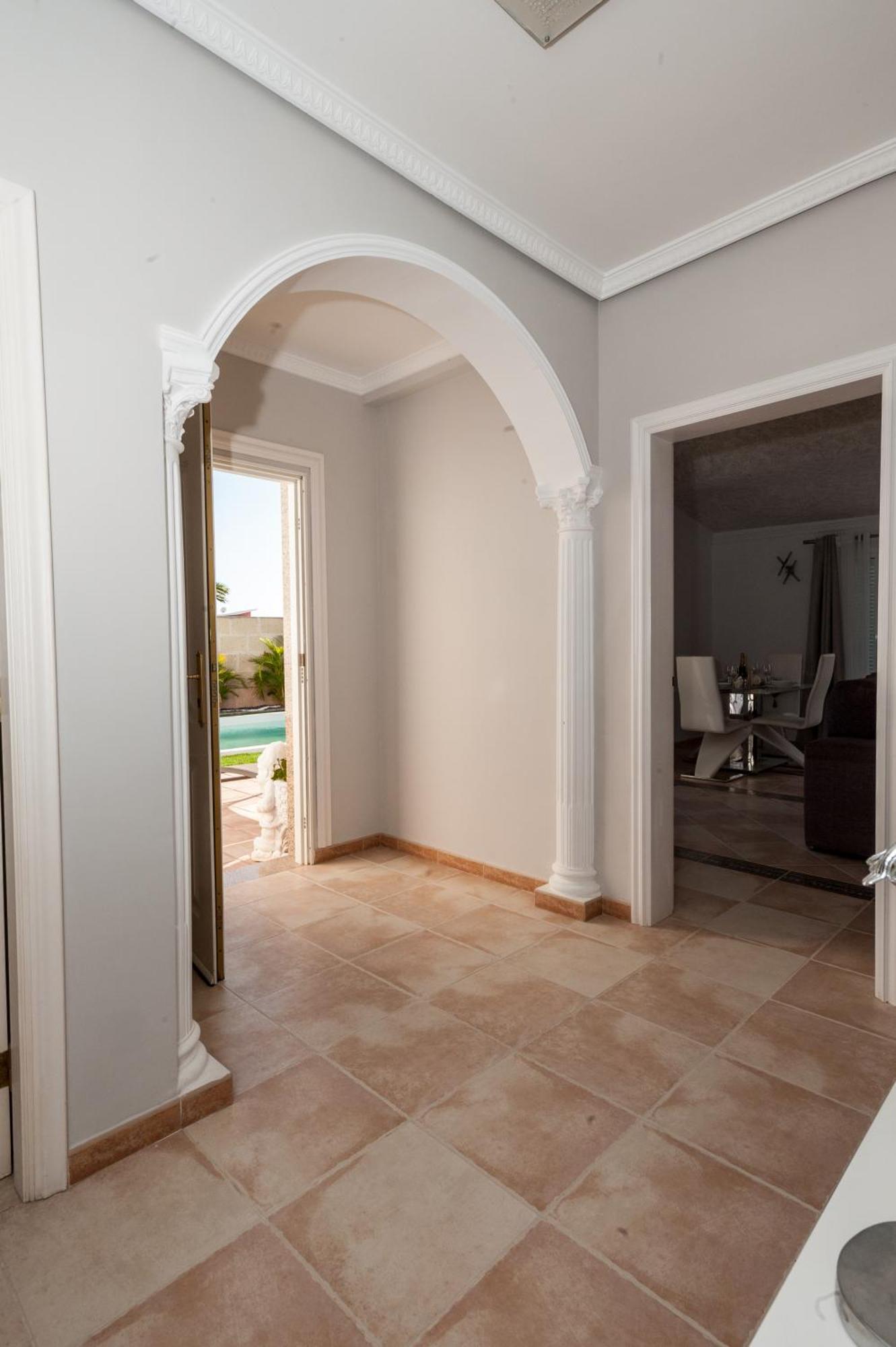 Villa Vanesa Luxury Private Villa With A Heated Pool, 4 Bedrooms And 4 Bathrooms Costa Adeje  Exteriér fotografie