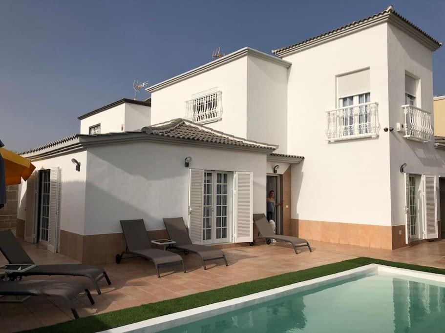Villa Vanesa Luxury Private Villa With A Heated Pool, 4 Bedrooms And 4 Bathrooms Costa Adeje  Exteriér fotografie